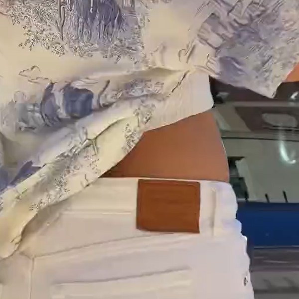 TikTok Thumb